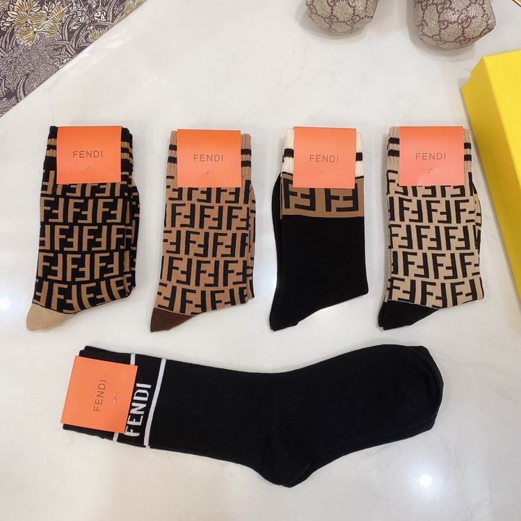 Fendi socks   (7)