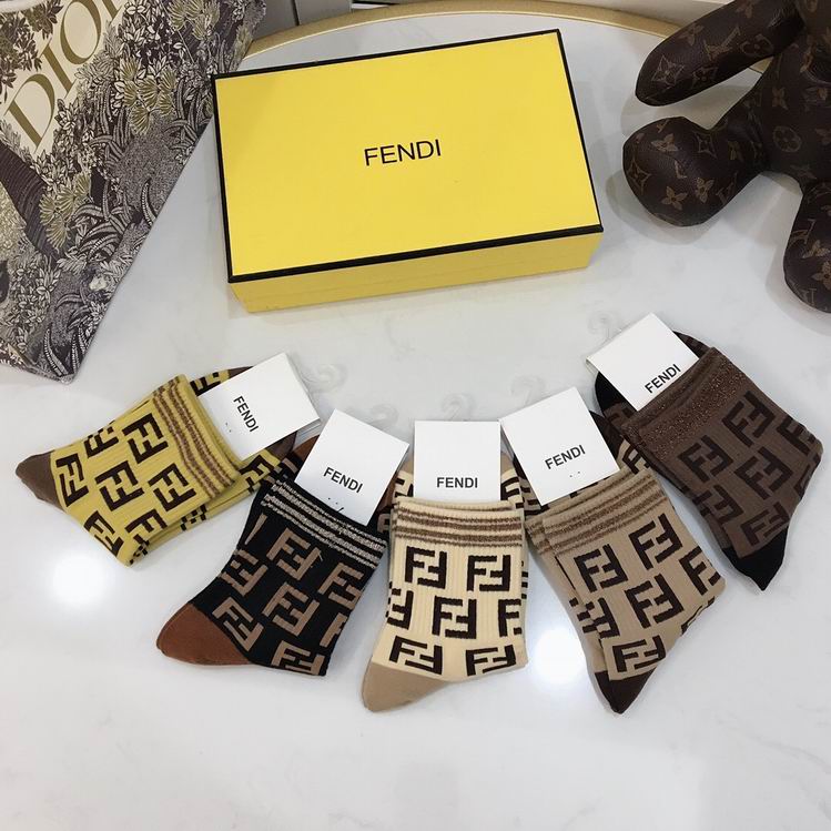 Fendi socks   (7)