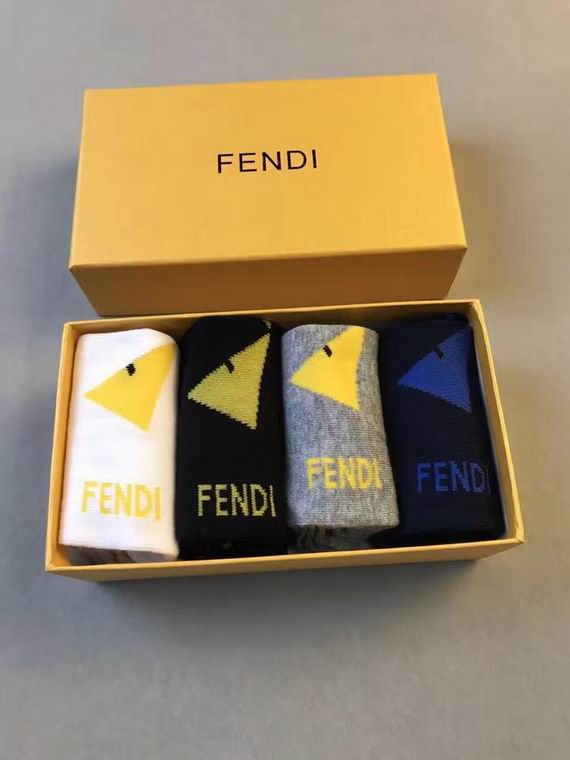 Fendi socks   (7)