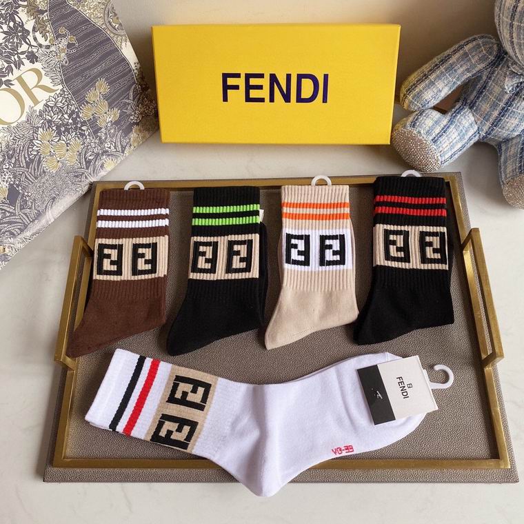 Fendi socks   (9)