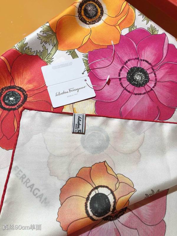 Ferragamo silk scarf 90X90cm E (17)