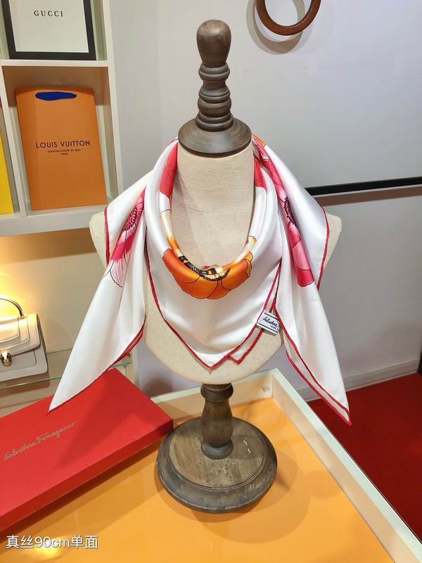 Ferragamo silk scarf 90X90cm E (18)