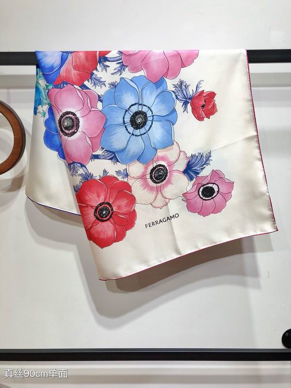 Ferragamo silk scarf 90X90cm E (3)