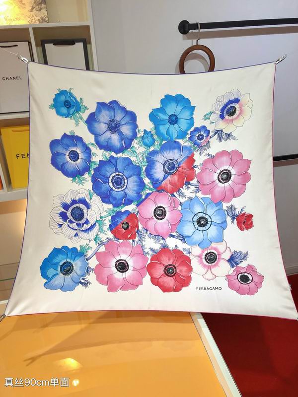 Ferragamo silk scarf 90X90cm E (5)