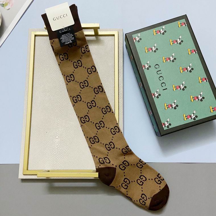 Gucci  Socks  (3)