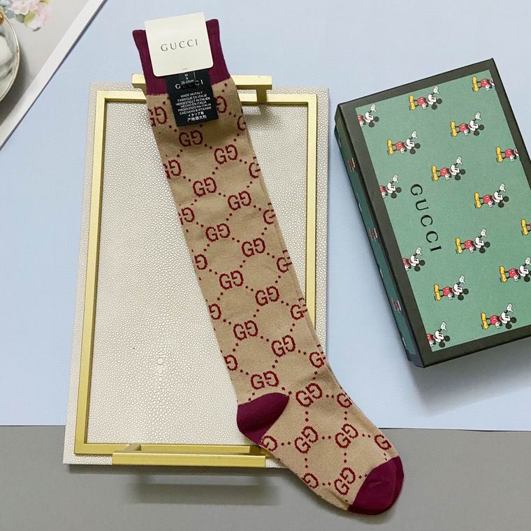 Gucci  Socks  (6)