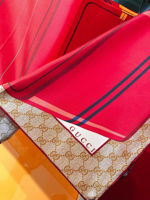 Gucci  silk scarf 90X90cm E (1)