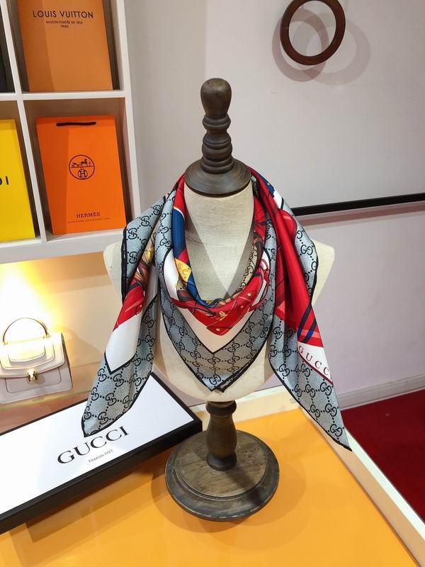 Gucci  silk scarf 90X90cm E (16)