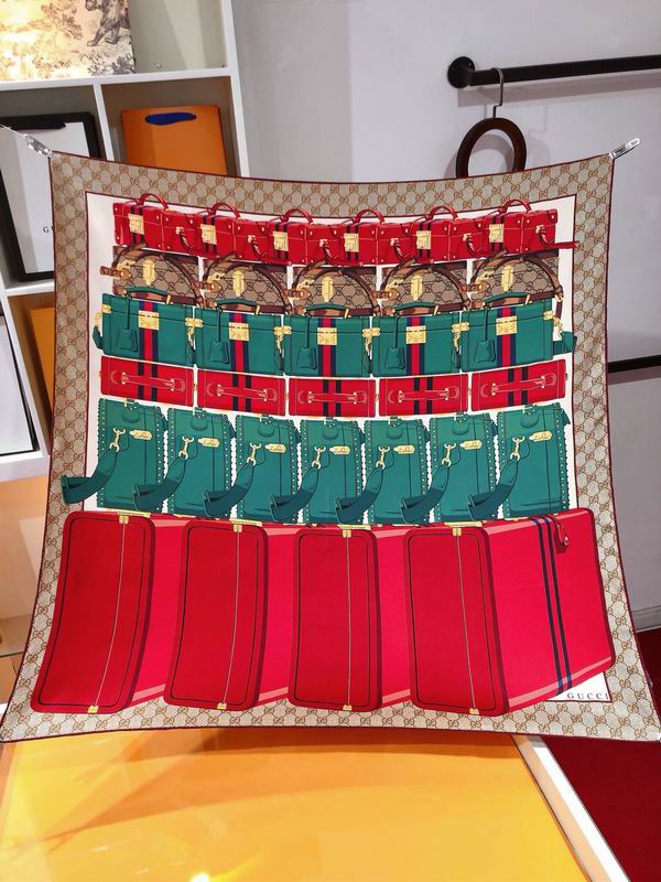 Gucci  silk scarf 90X90cm E (7)