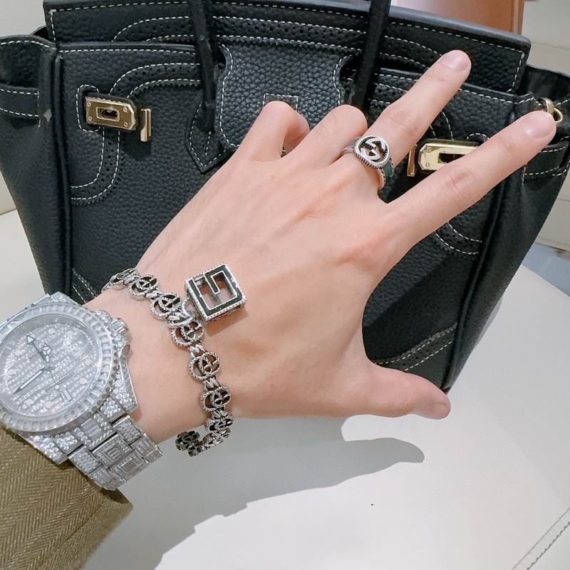 Gucci Bracelet 05yxh129 (4)