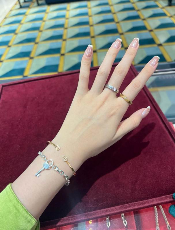 Gucci Bracelet 05yxh144 (4)