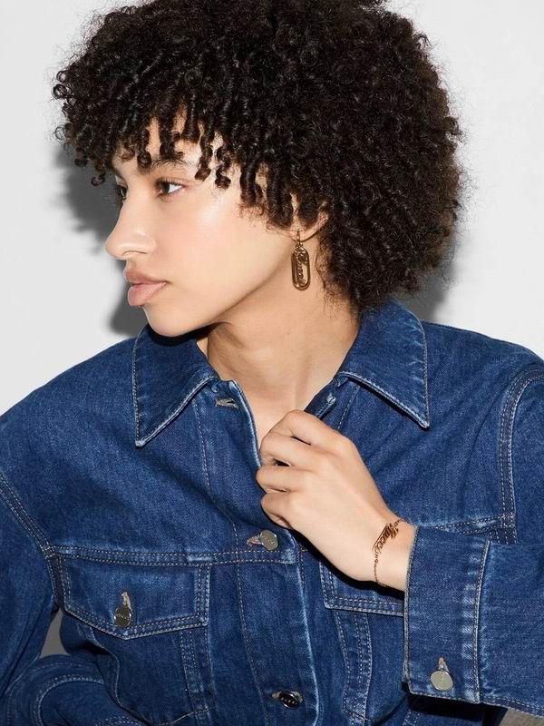 Gucci Bracelet 06yxh06 (4)