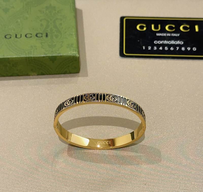 Gucci Bracelet 06yxh08 (1)