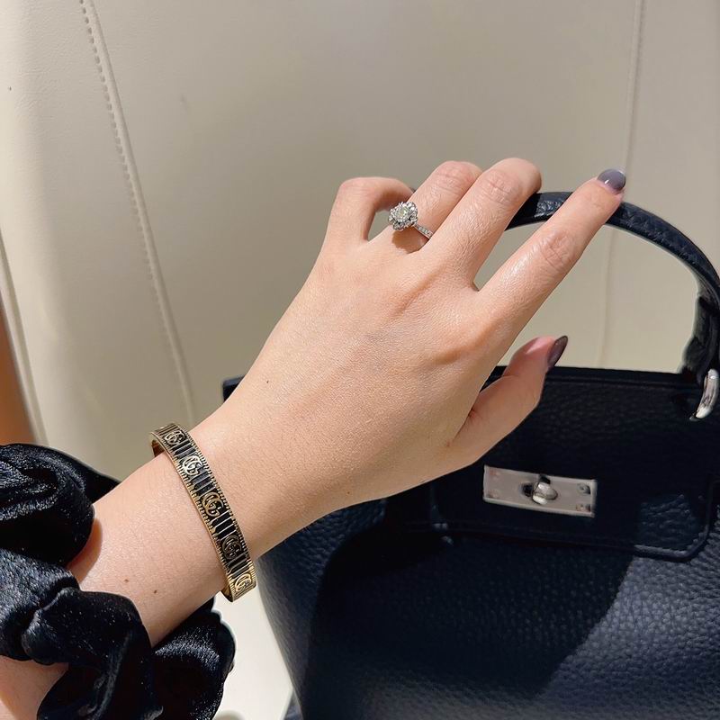 Gucci Bracelet 06yxh08 (4)