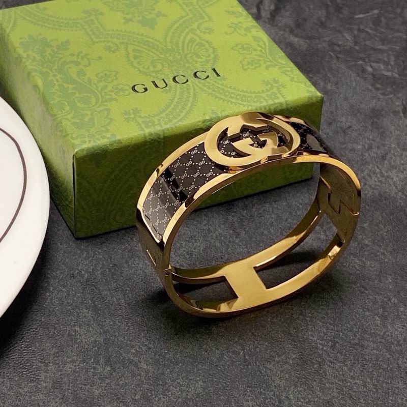 Gucci Bracelet 06yxh15 (1)