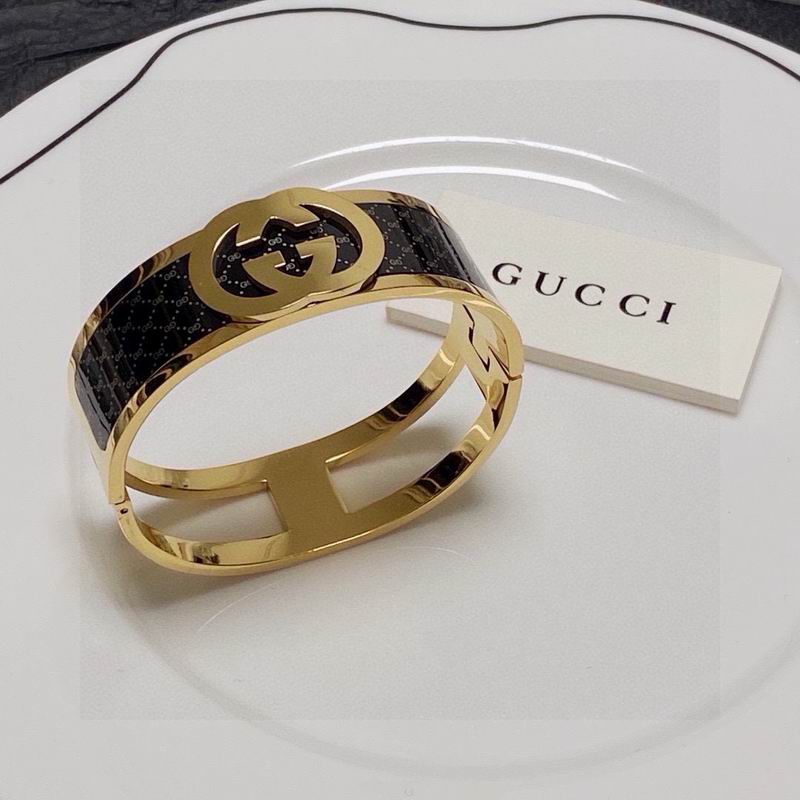 Gucci Bracelet 06yxh15 (3)