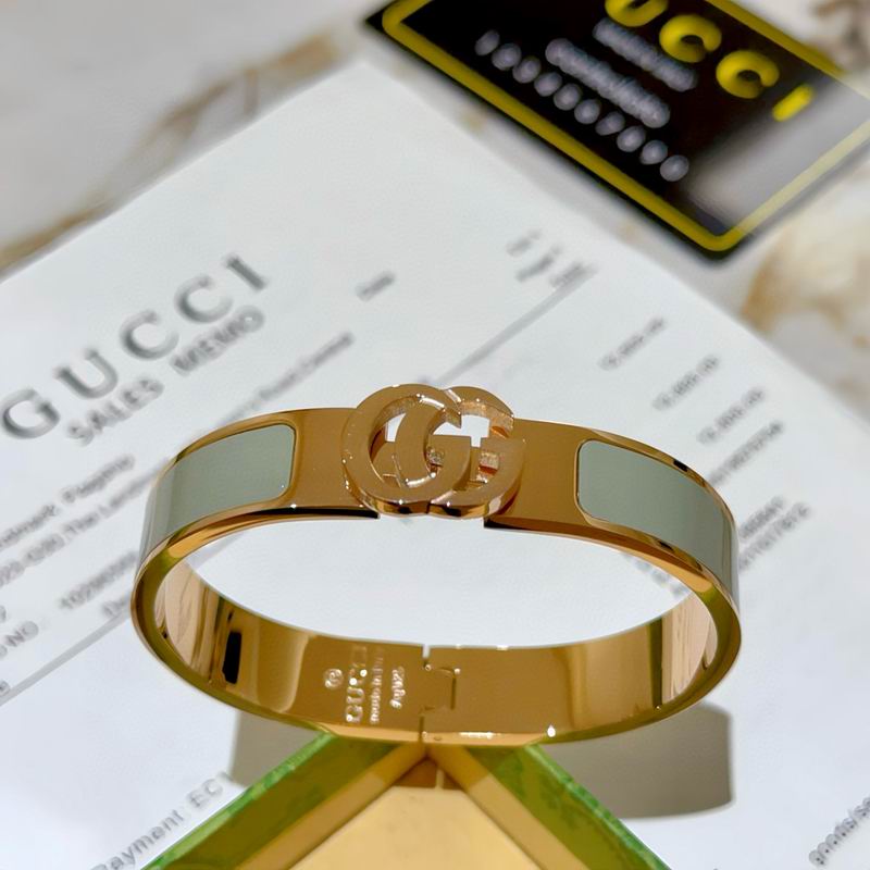 Gucci Bracelet 06yxh39 (6)