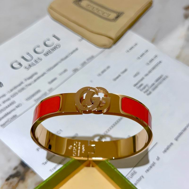 Gucci Bracelet 06yxh39 (8)