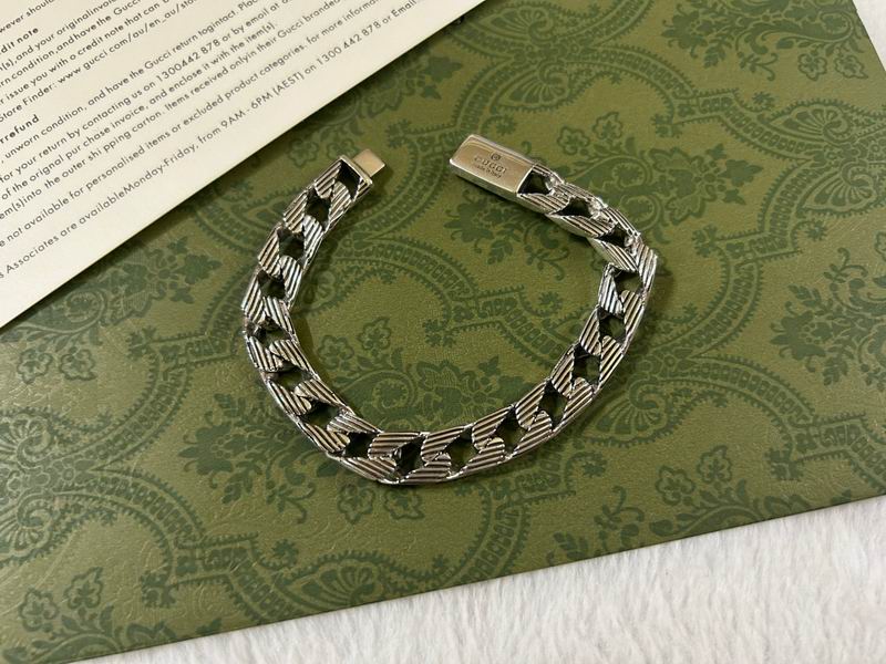 Gucci Bracelet 06yxh56 (1)
