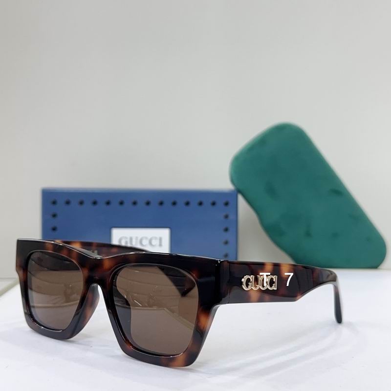 Gucci GG1835SA 53 18-145 G03