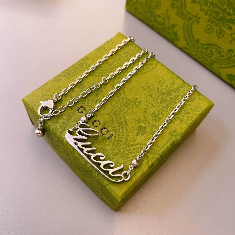 Gucci Necklace 05yxh79 (3)