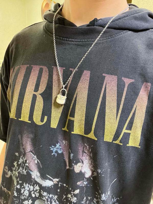 Gucci Necklace 05yxh90 (4)