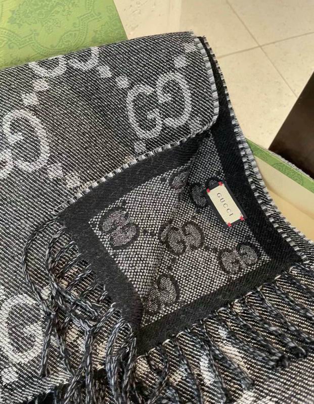 Gucci Scarf 34X194cm E (5)