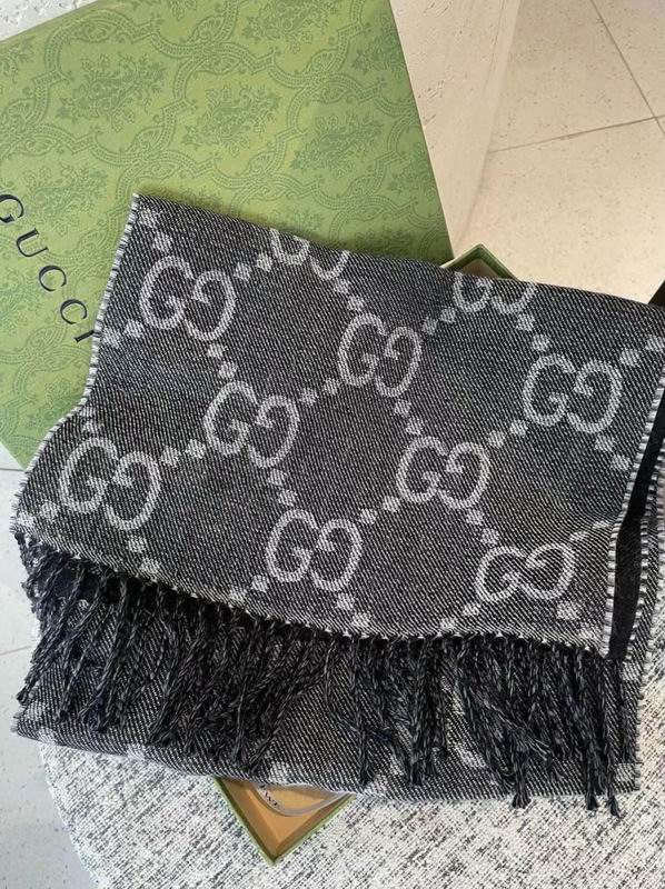 Gucci Scarf 34X194cm E (6)