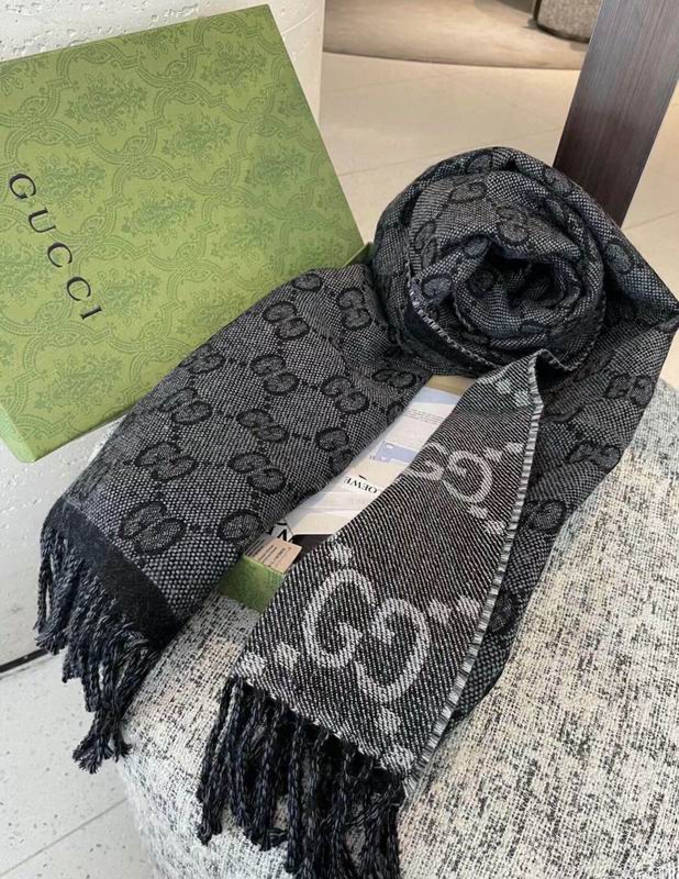 Gucci Scarf 34X194cm E (7)