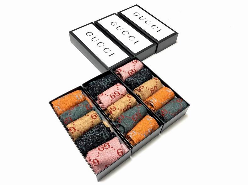 Gucci Socks  (8)