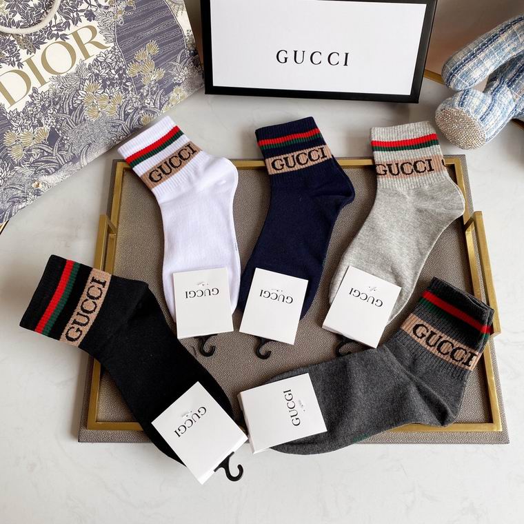 Gucci Socks   (8)