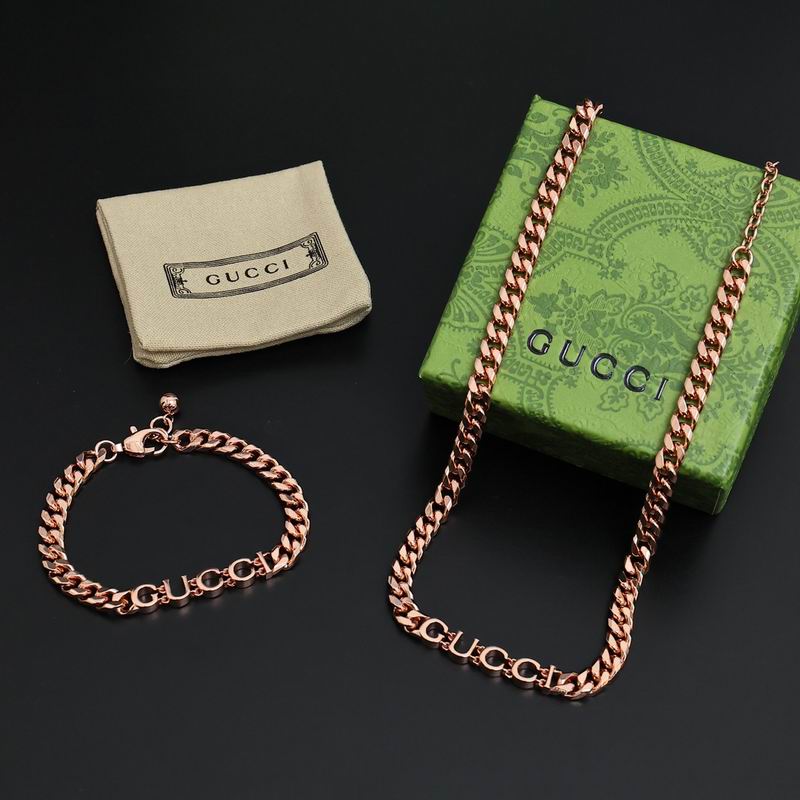 Gucci Suits 06yxh02 (17)