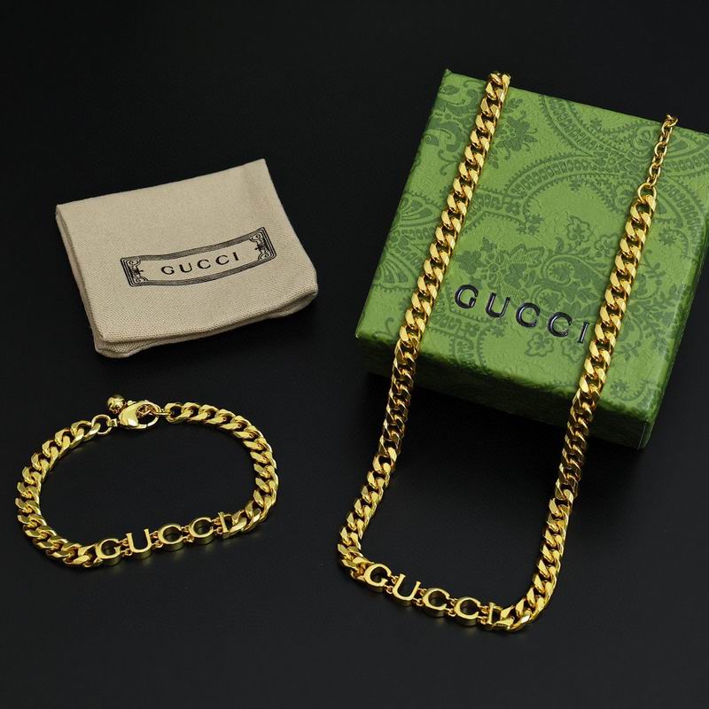 Gucci Suits 06yxh02 (6)