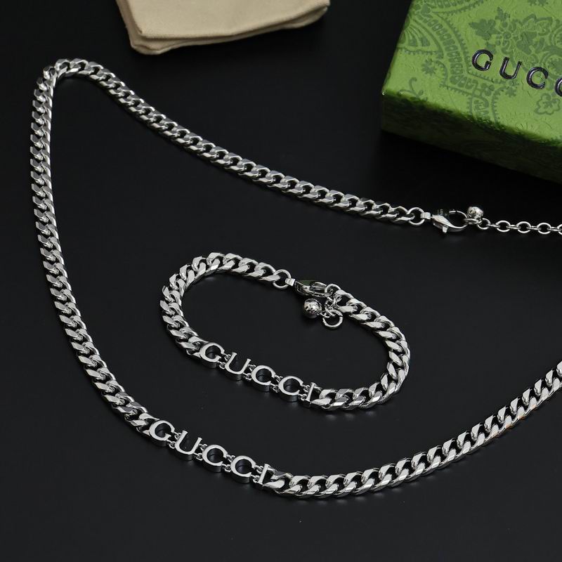 Gucci Suits 06yxh02 (7)