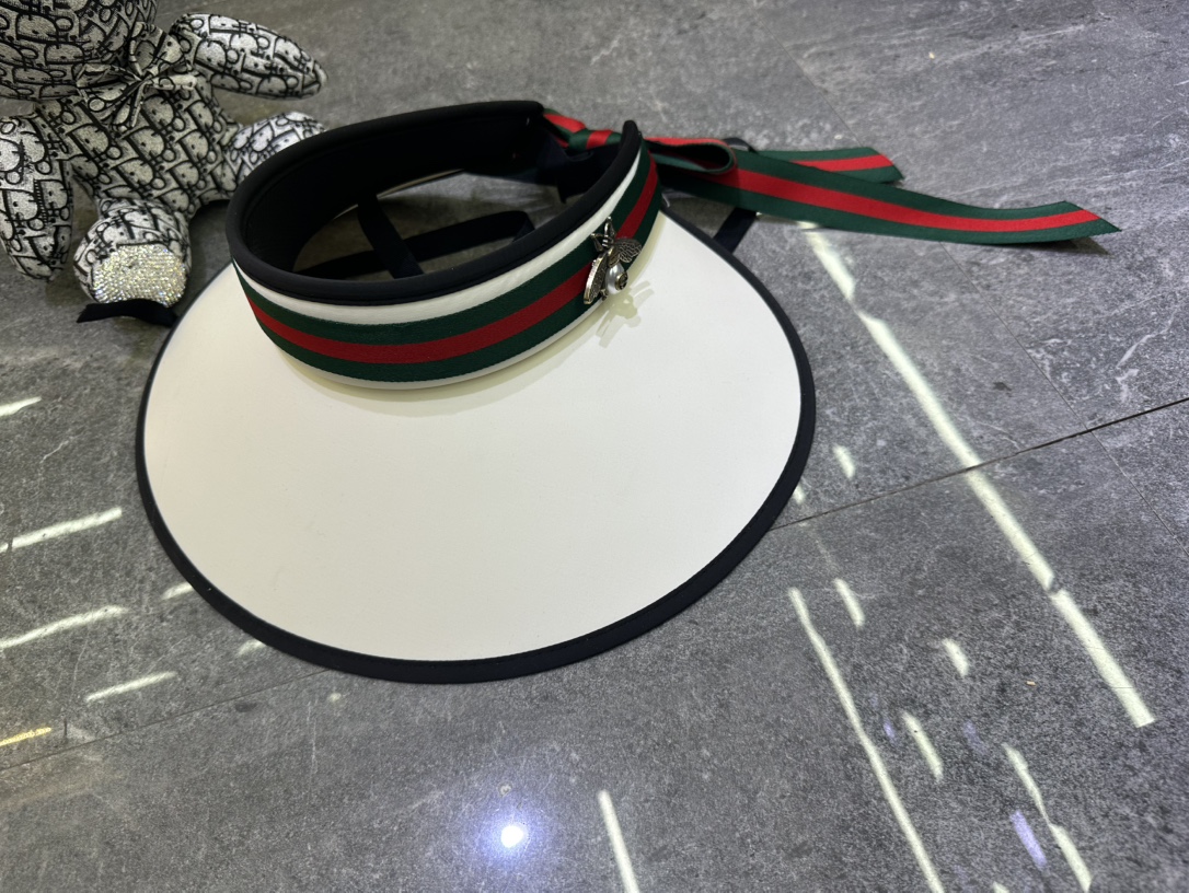 Gucci Visor dx (502)
