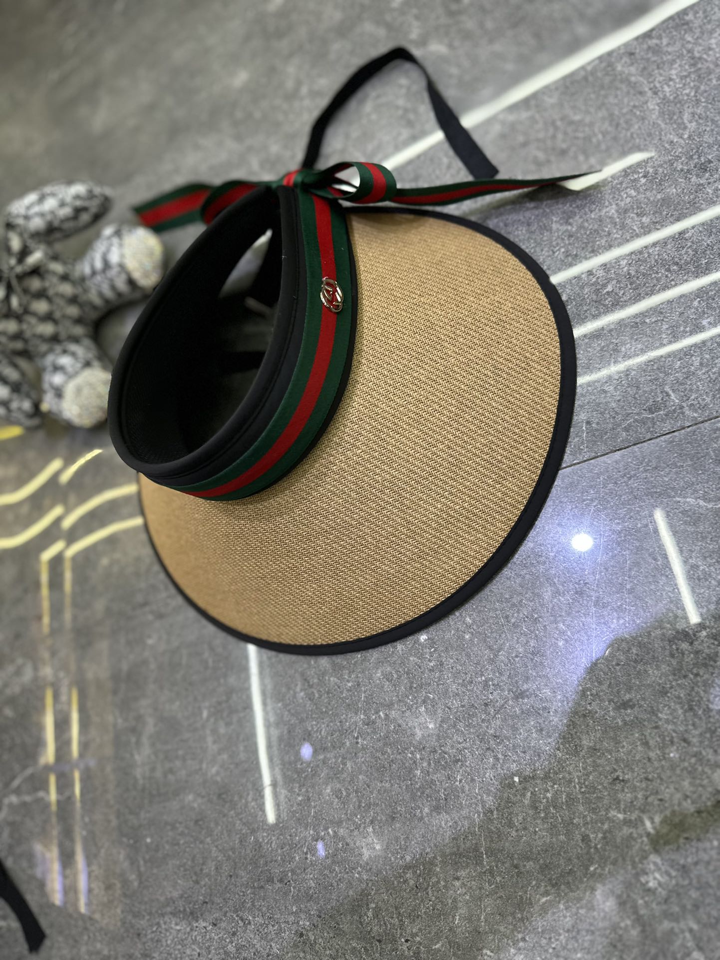 Gucci Visor dx (505)