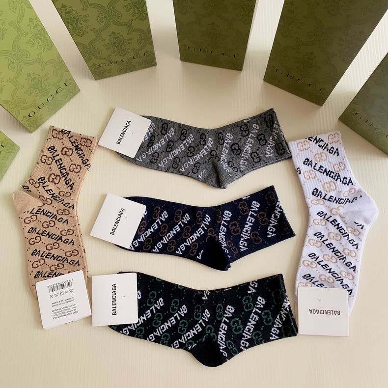 Gucci X Balenciaga socks  (1)