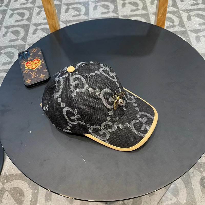 Gucci cap (365)