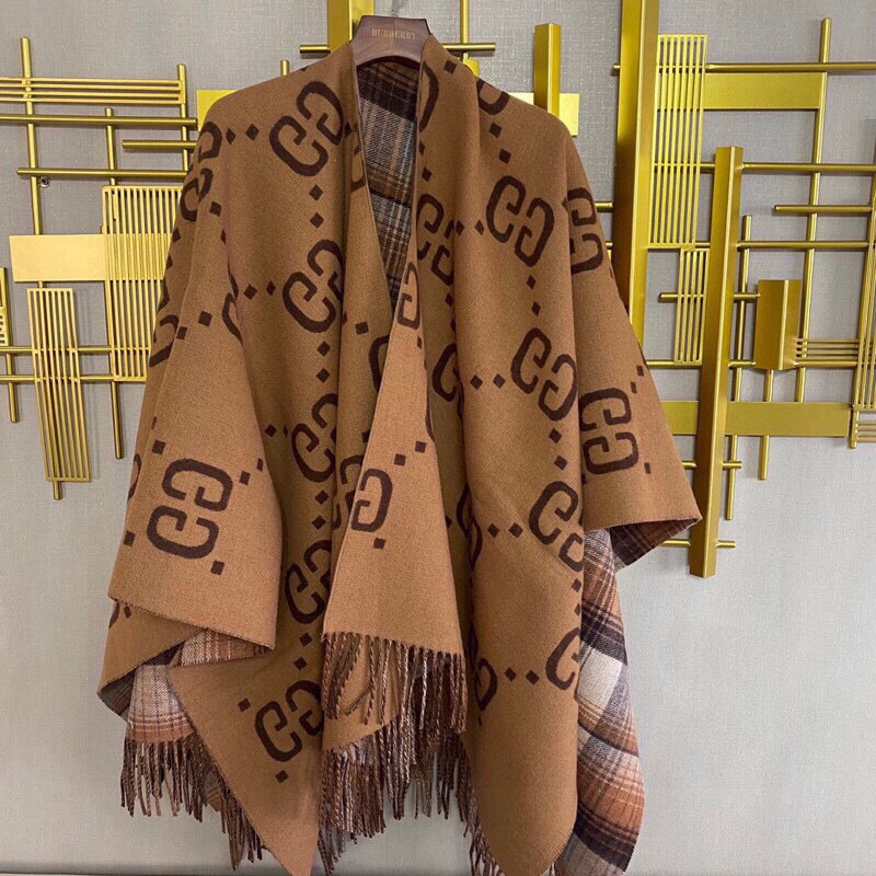 Gucci cloak E (2)