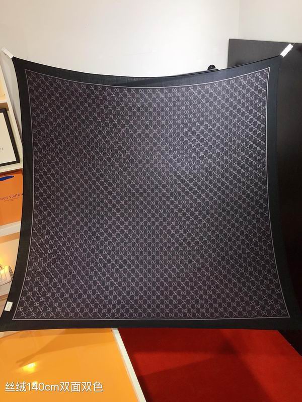 Gucci scarf 140X140cm 70羊绒 30真丝 E (16)