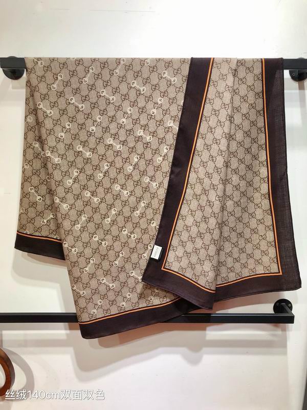 Gucci scarf 140X140cm 70羊绒 30真丝 E (2)