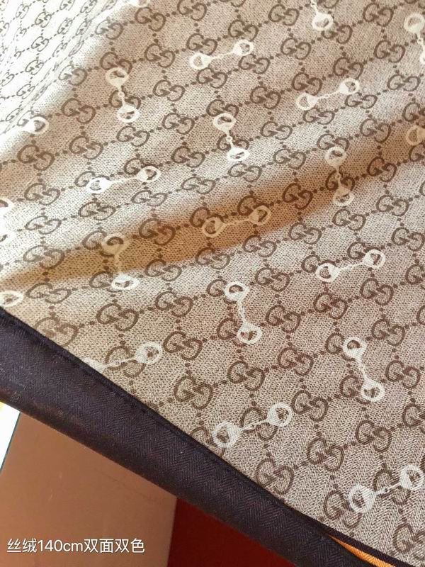 Gucci scarf 140X140cm 70羊绒 30真丝 E (7)
