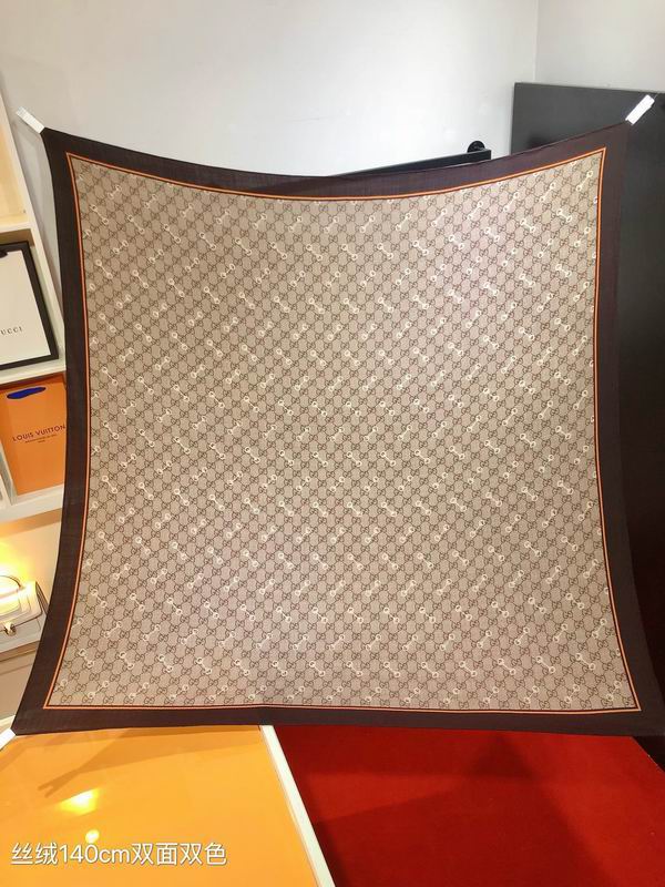 Gucci scarf 140X140cm 70羊绒 30真丝 E (9)