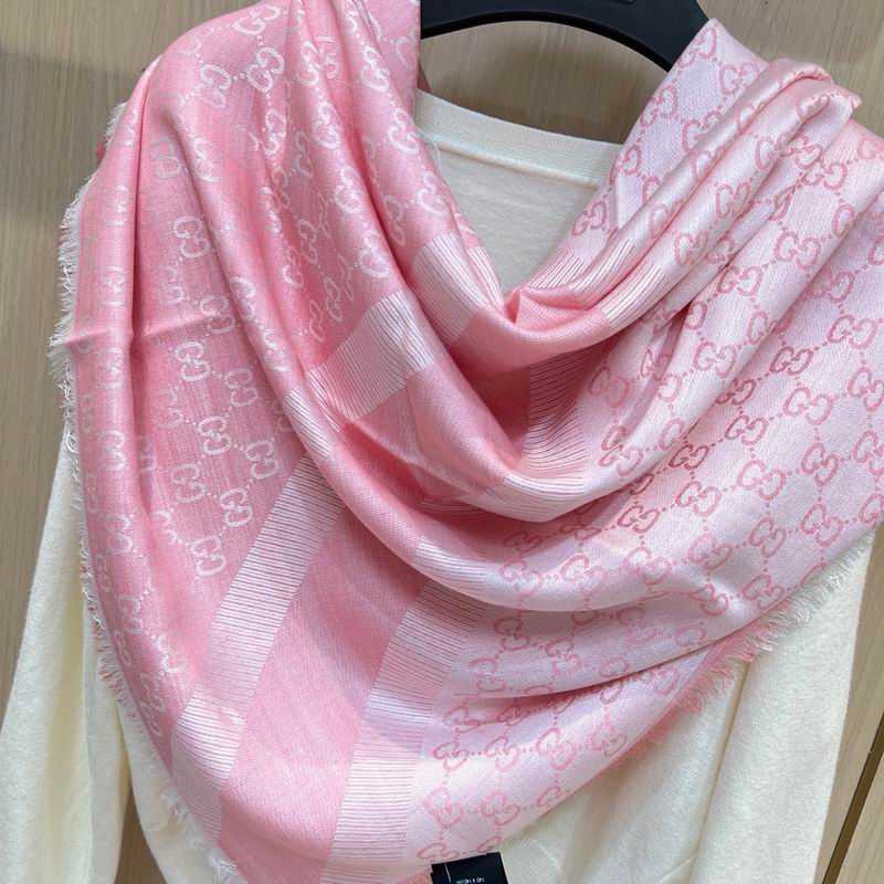 Gucci scarf 140X140cm 80羊毛 20真丝 E (1)