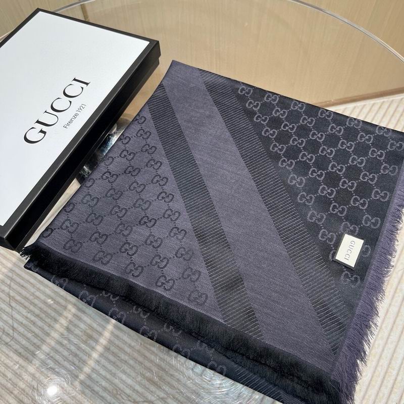 Gucci scarf 140X140cm 80羊毛 20真丝 E (12)