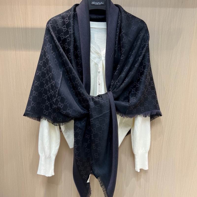 Gucci scarf 140X140cm 80羊毛 20真丝 E (14)