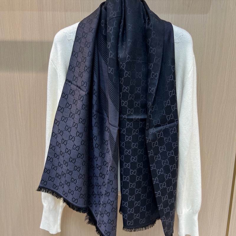 Gucci scarf 140X140cm 80羊毛 20真丝 E (15)