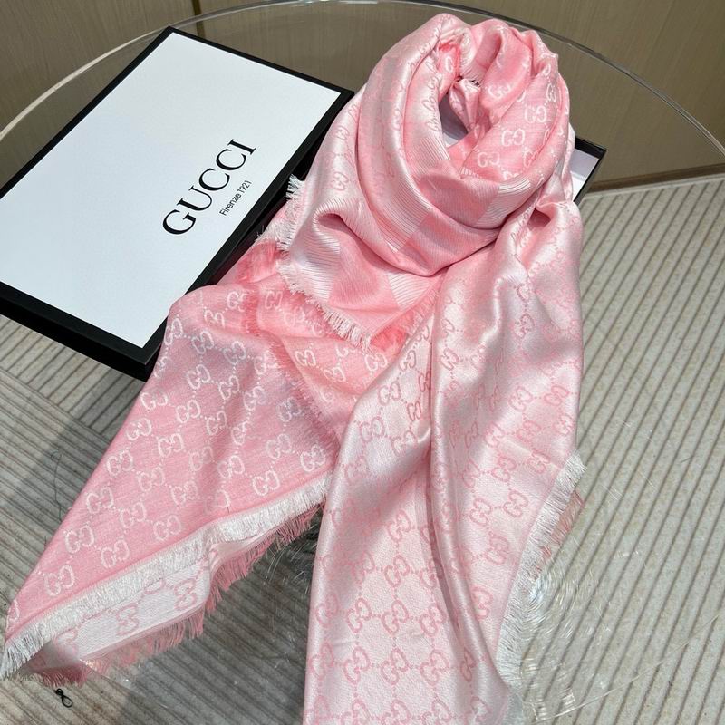 Gucci scarf 140X140cm 80羊毛 20真丝 E (3)