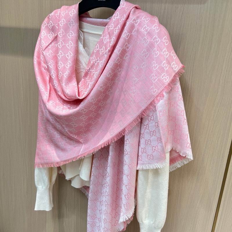 Gucci scarf 140X140cm 80羊毛 20真丝 E (5)