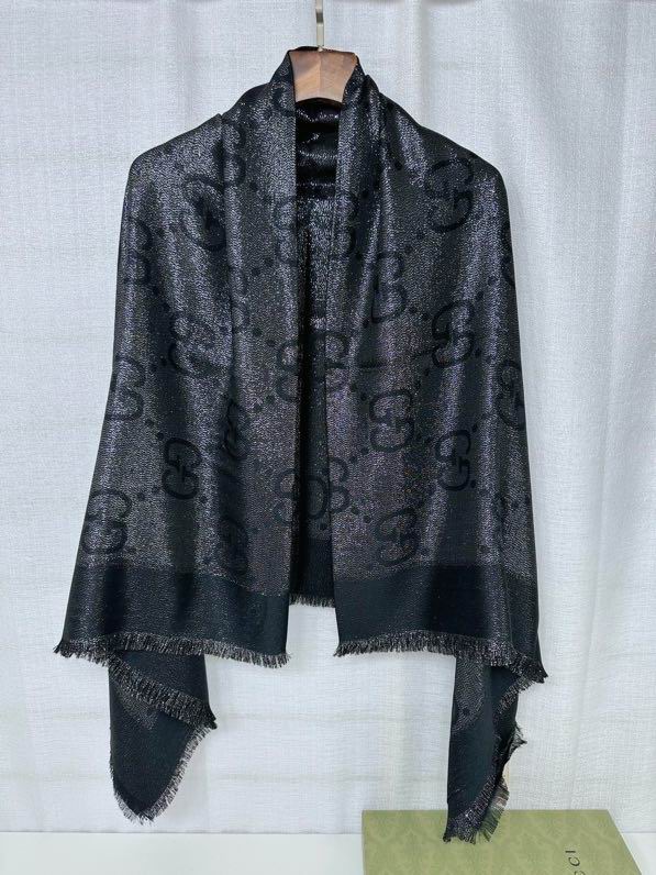 Gucci scarf 140X140cm E (11)